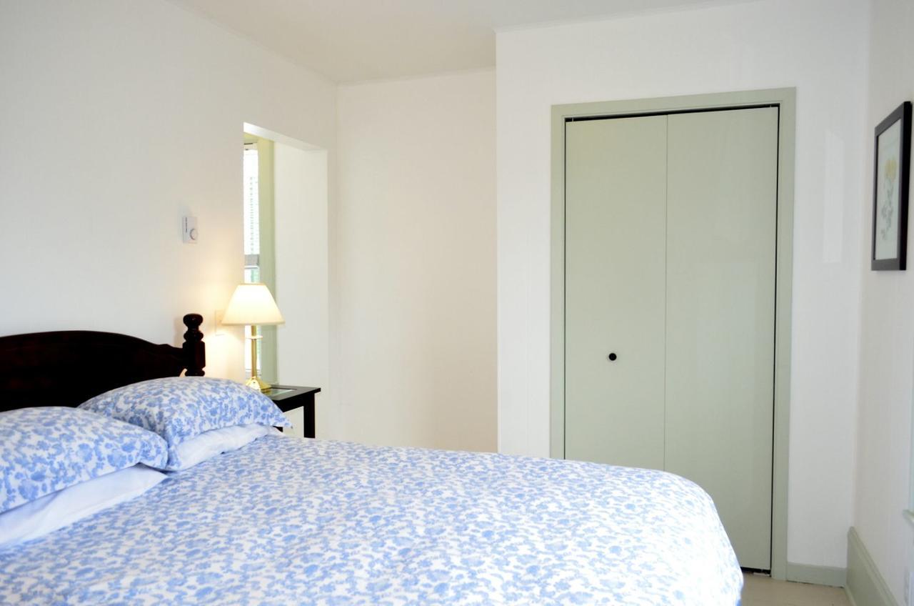 Still Point Lodge Deep Brook Bagian luar foto