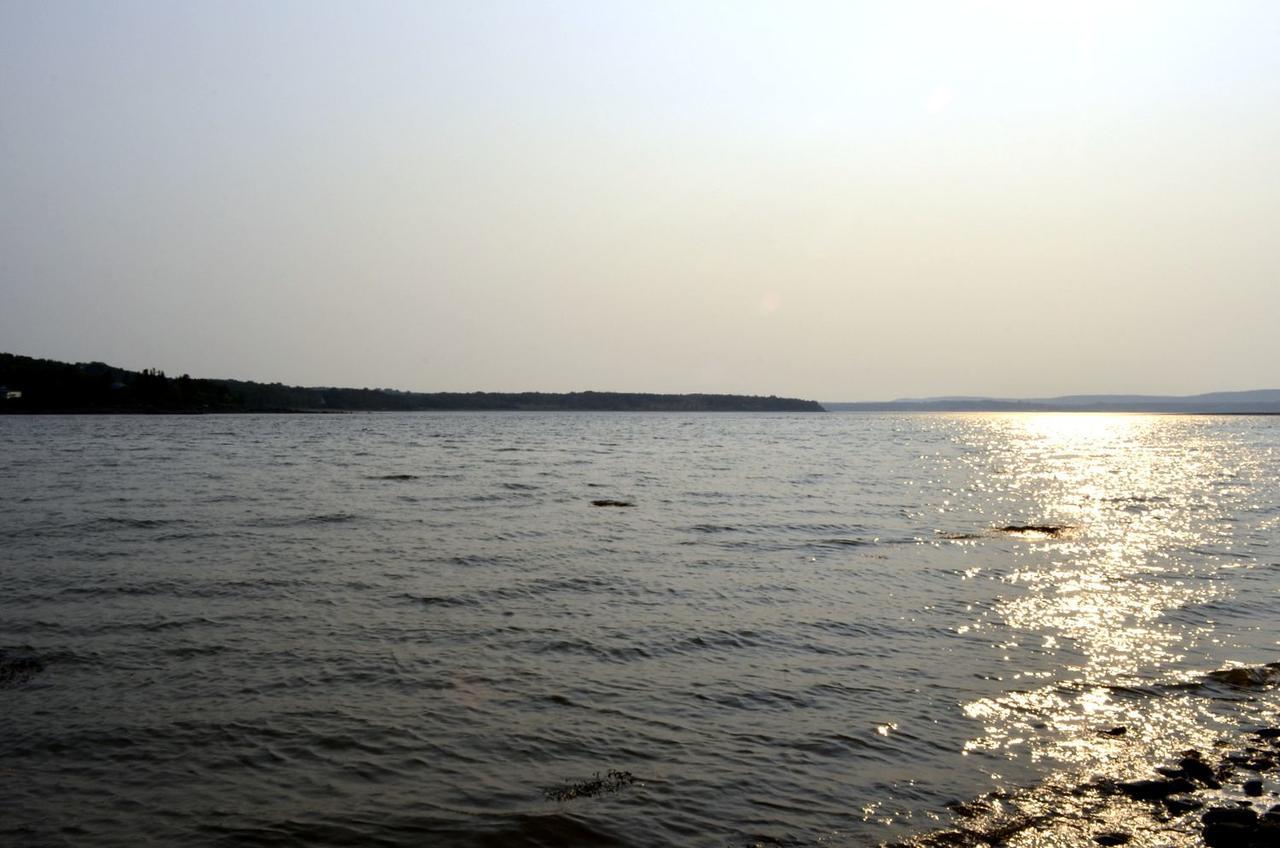Still Point Lodge Deep Brook Bagian luar foto
