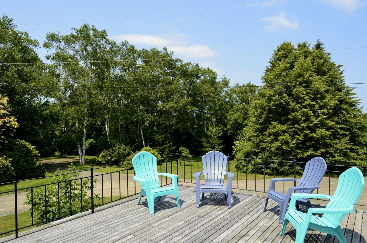 Still Point Lodge Deep Brook Bagian luar foto