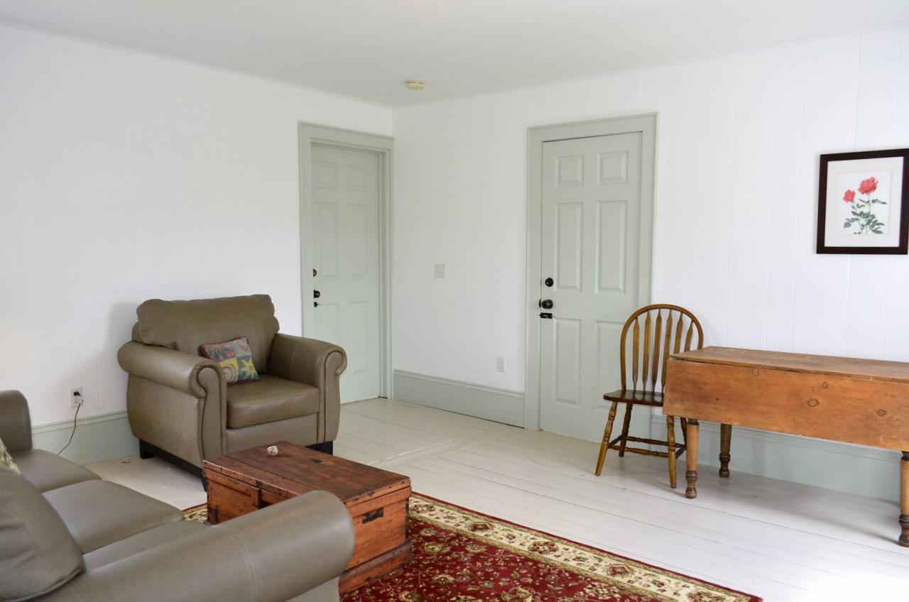 Still Point Lodge Deep Brook Bagian luar foto